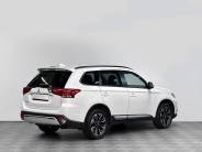 VMitsubishi Outlander 2022 г.в.
