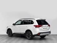VMitsubishi Outlander 2022 г.в.
