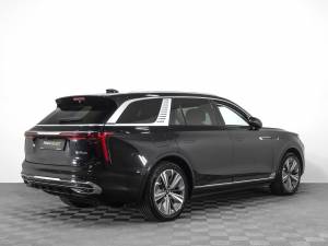 Hongqi E-HS9