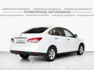 Nissan Almera
